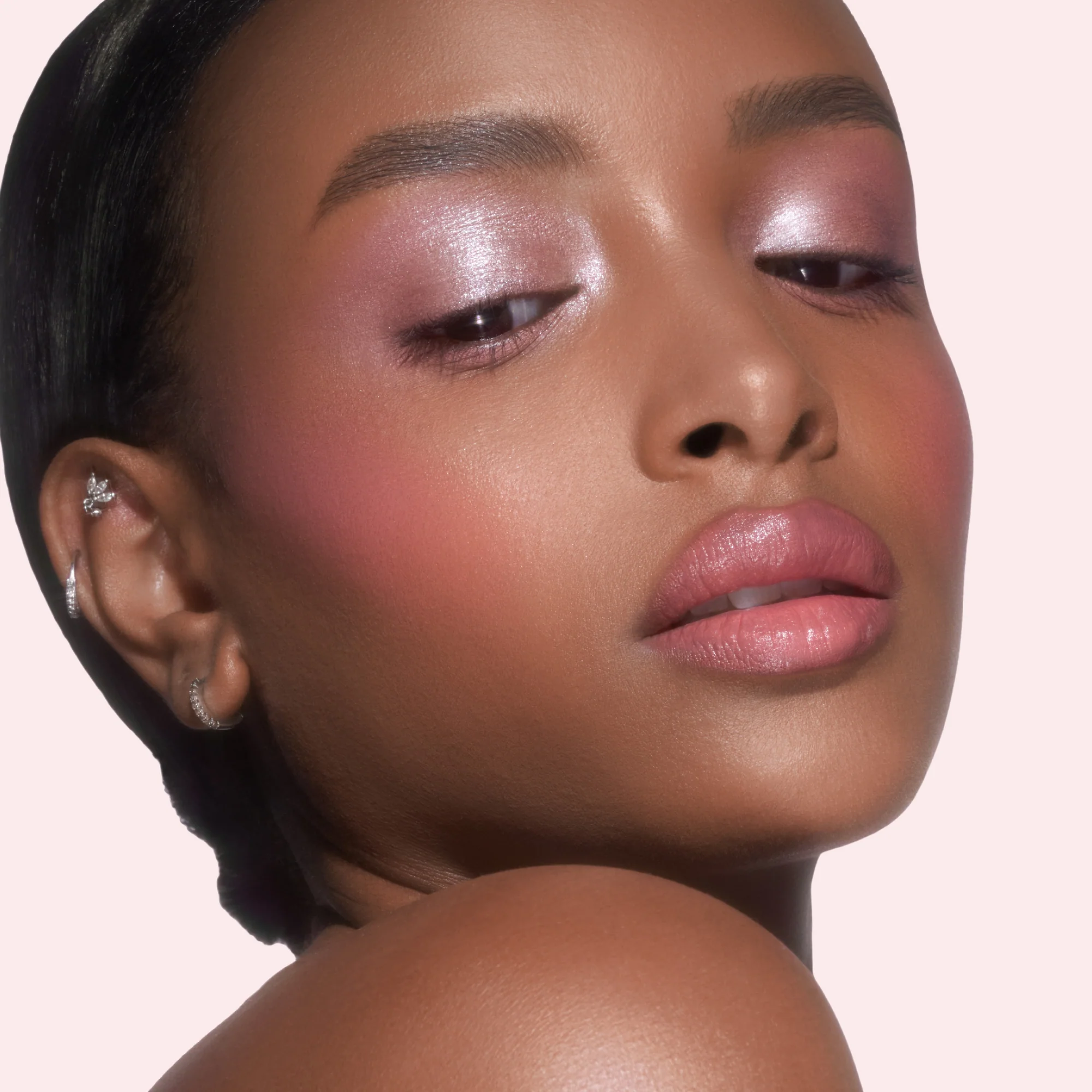 ESSENTIAL EYESHADOW DUO - דואו צלליות לעיניים - Image 3