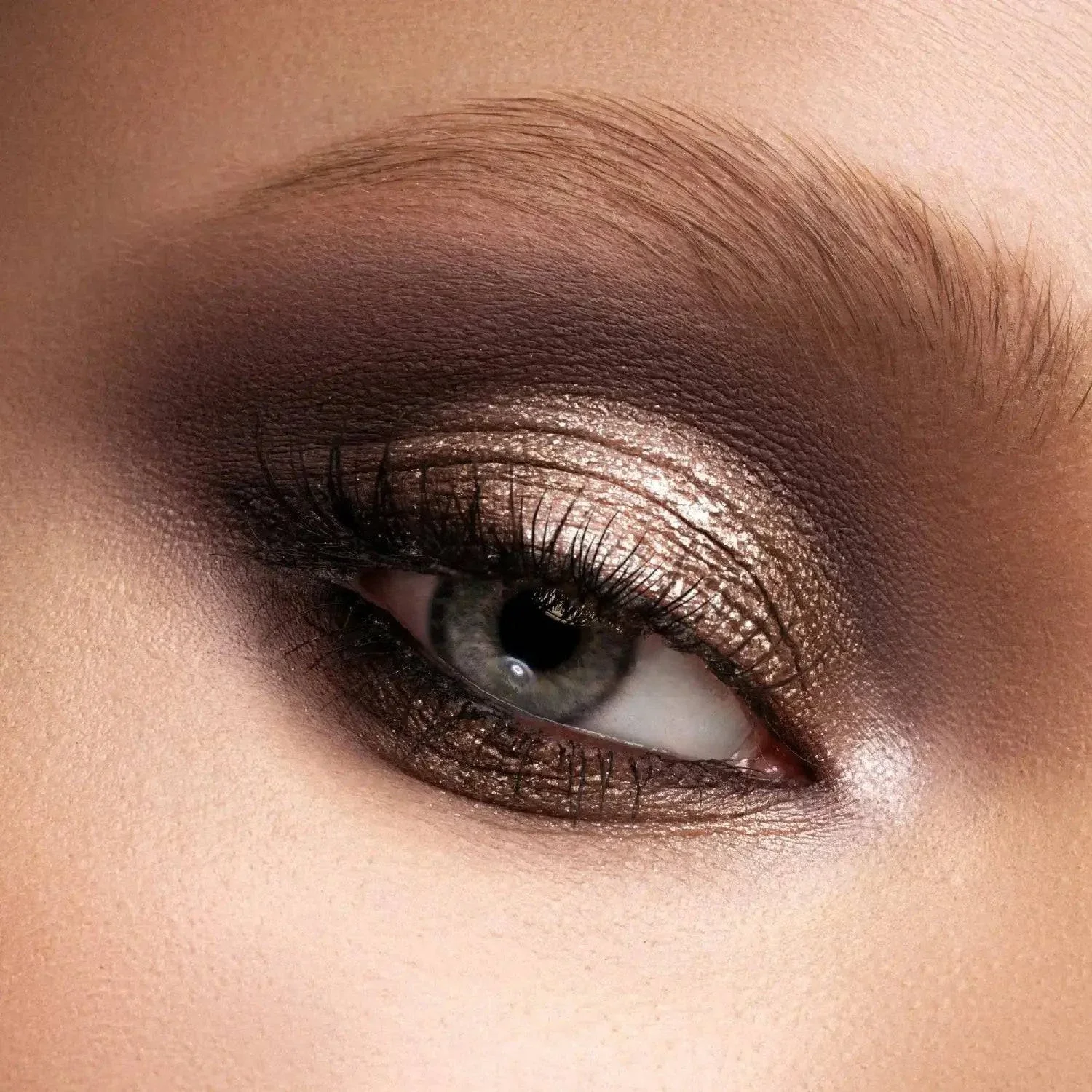 I NEED A NUDE EYESHADOW PALETTE - פלטת צלליות לעיניים איי ניד אה ניוד - Image 11