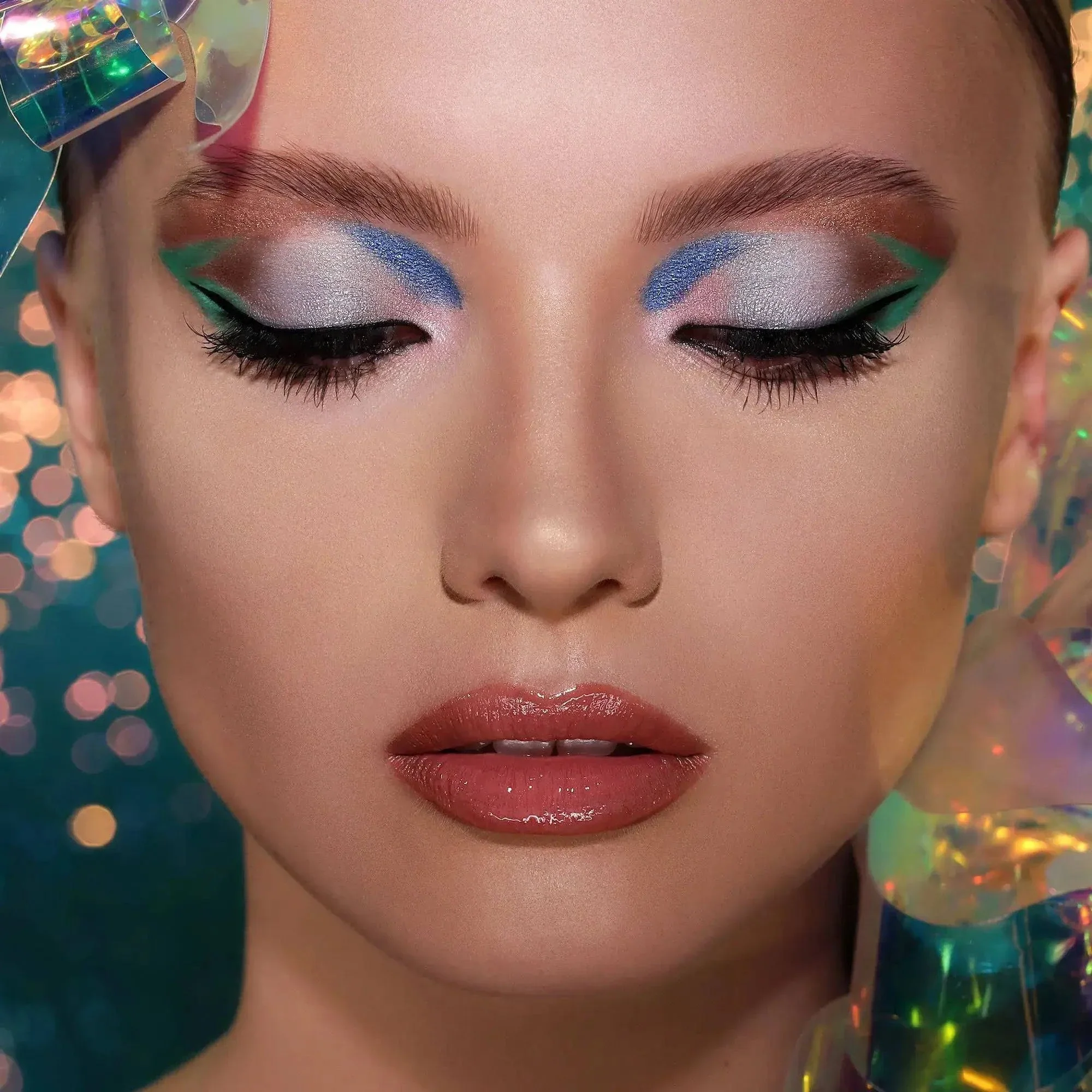 MINI PASTEL EYESHADOW PALETTE - פלטת צלליות לעיניים מיני פסטל - Image 6